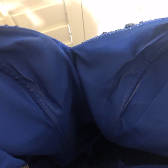 Jovani Royal Blue Sequence SZ 6 Formal  Dress - Picture 7 of 7